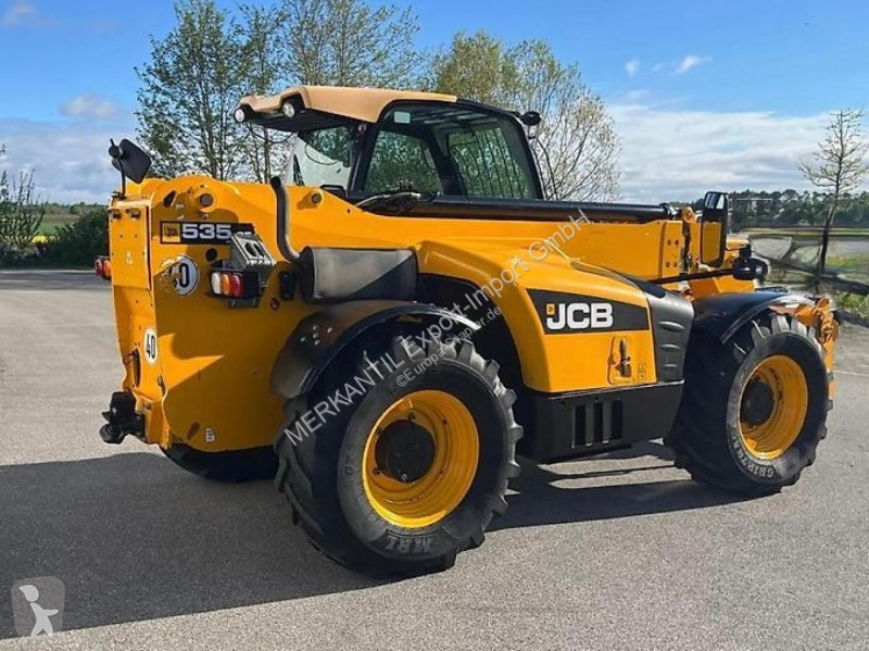 رافعة شوكية تلسكوبية JCB Agri Super Teleskoplader