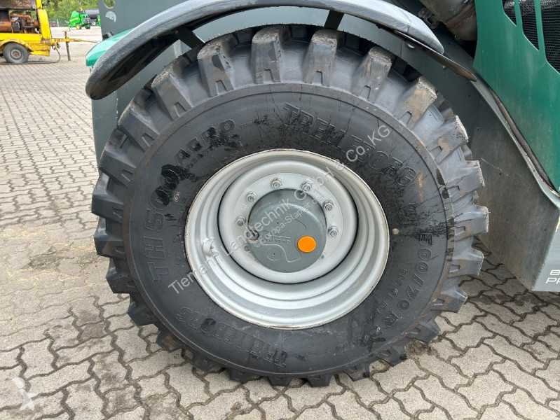 رافعة شوكية تلسكوبية Kramer  KT 557