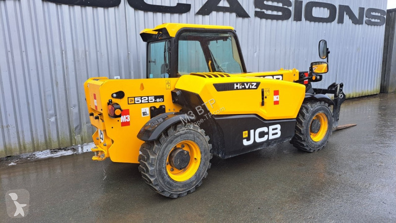 Teleskopický manipulátor JCB  525-60