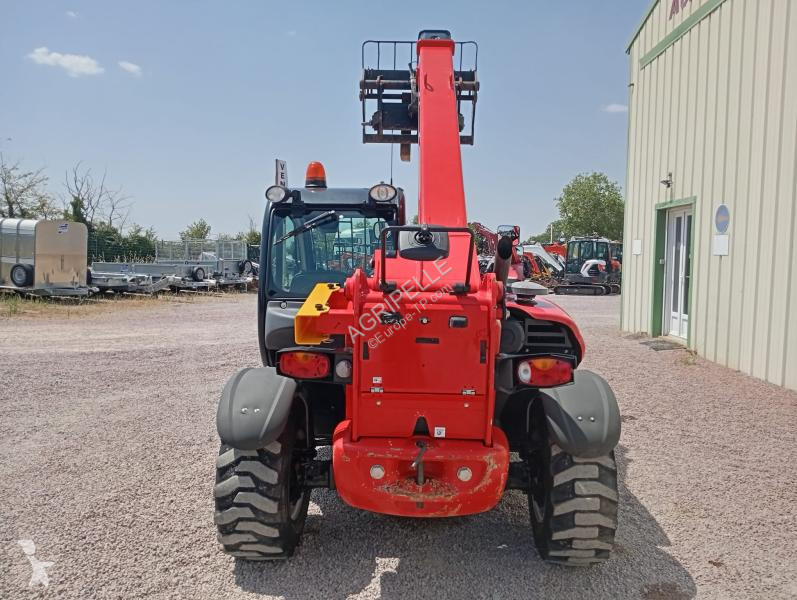 Teleskopický manipulátor Manitou  MT625