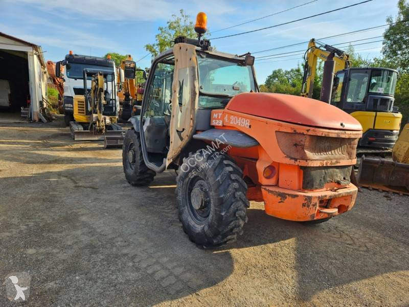 Teleskopický manipulátor Manitou MT 532