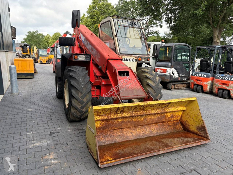 Телескопический погрузчик Manitou MT425CP