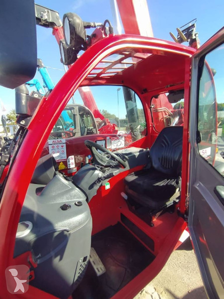 Teleskopický manipulátor Manitou MT 625