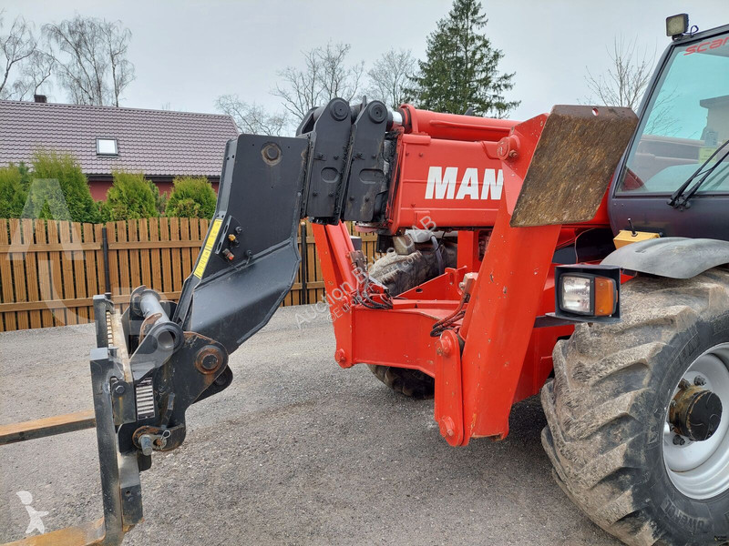 رافعة شوكية تلسكوبية Manitou Ultra