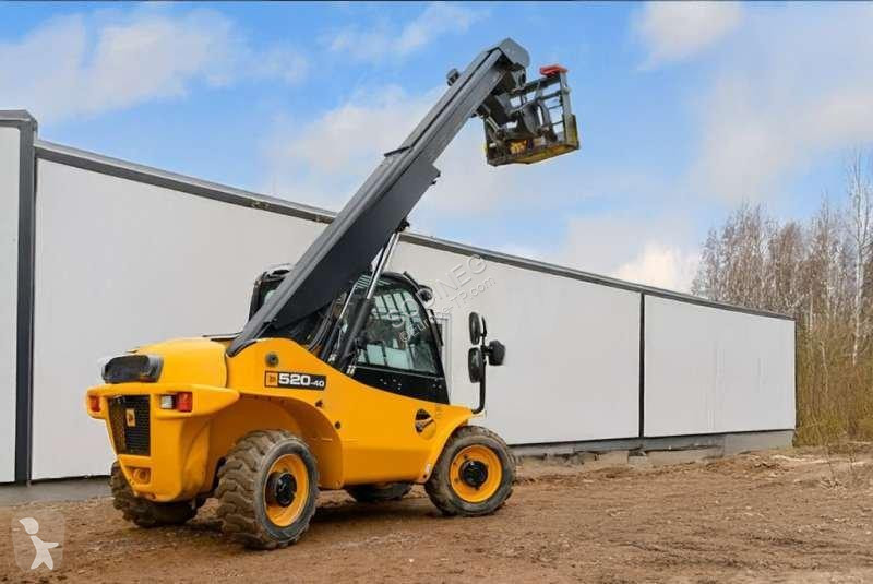 Teleskopický manipulátor JCB 52040 4WS