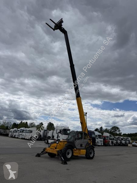 Empilhador telescópico Manitou