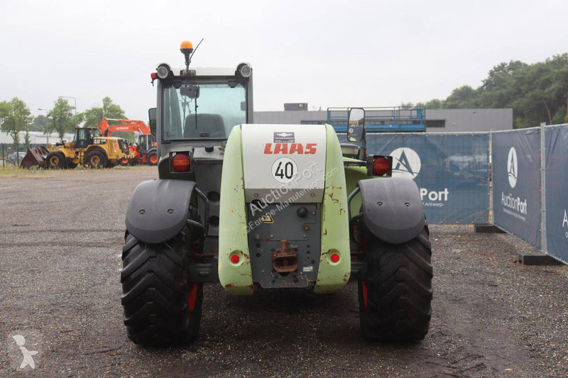 رافعة شوكية تلسكوبية Claas SCORPION