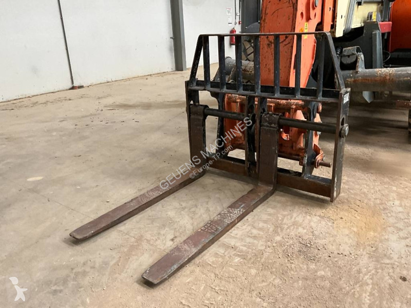 Chariot télescopique JLG