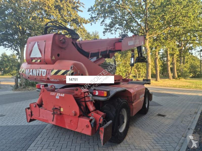 Manitou MRT 2540 M-series telescopic handler