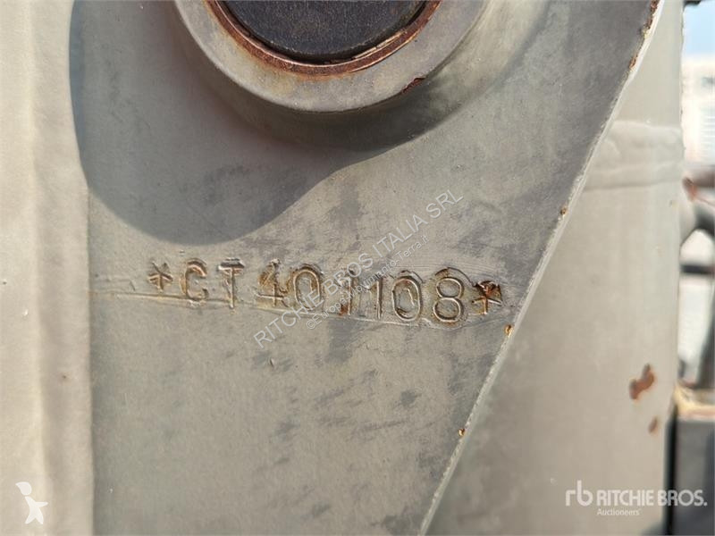 Телескопічний навантажувач Haulotte HLT4017