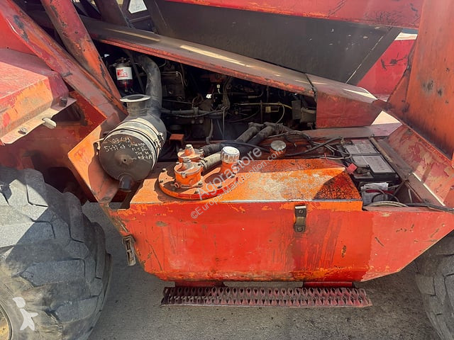 伸缩臂叉车 Manitou