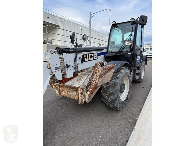 伸缩臂叉车 JCB