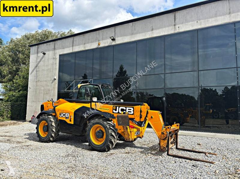 Încărcător telescopic JCB