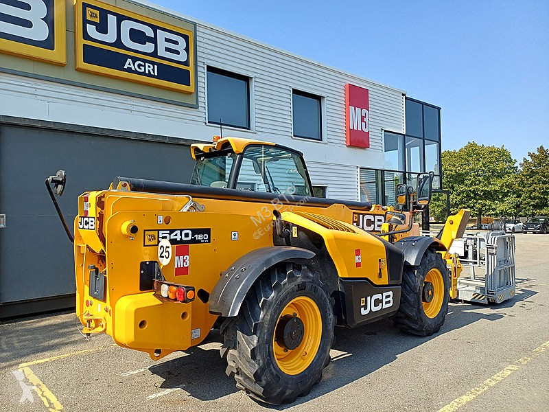 Chariot télescopique JCB  540-180