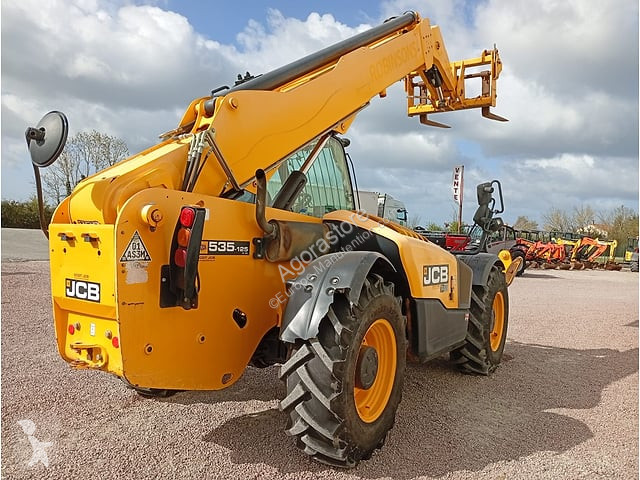Chariot télescopique JCB