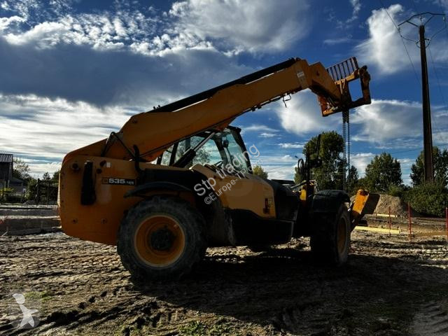 Chariot télescopique JCB