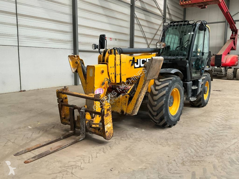 Chariot télescopique JCB