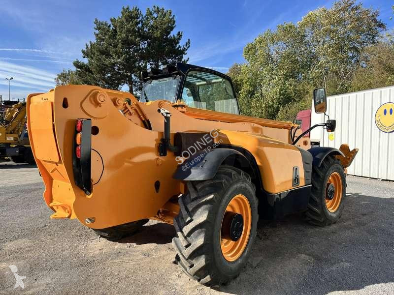 Chariot télescopique JCB