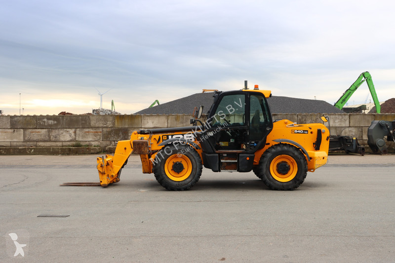 Chariot télescopique JCB
