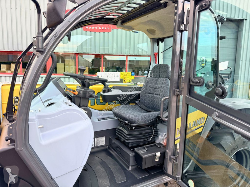 Teleskopický vozík New Holland TH7.37 Plus