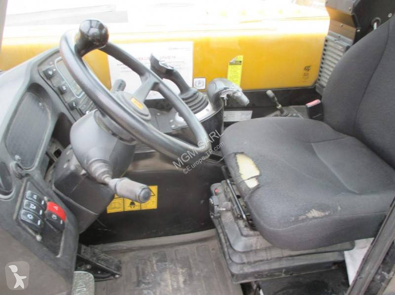 Încărcător telescopic JCB 525-60