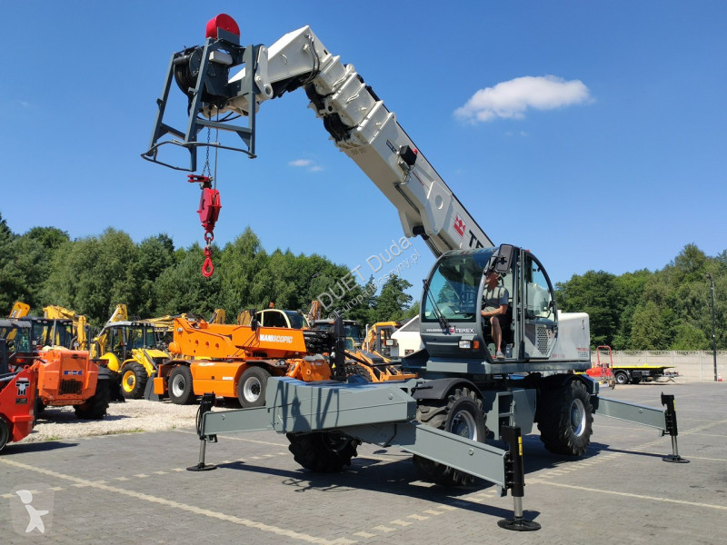 Încărcător telescopic Terex Lift  ROTO Obrotowa...