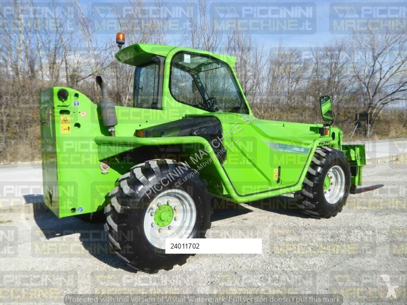 Încărcător telescopic Merlo P 38.13