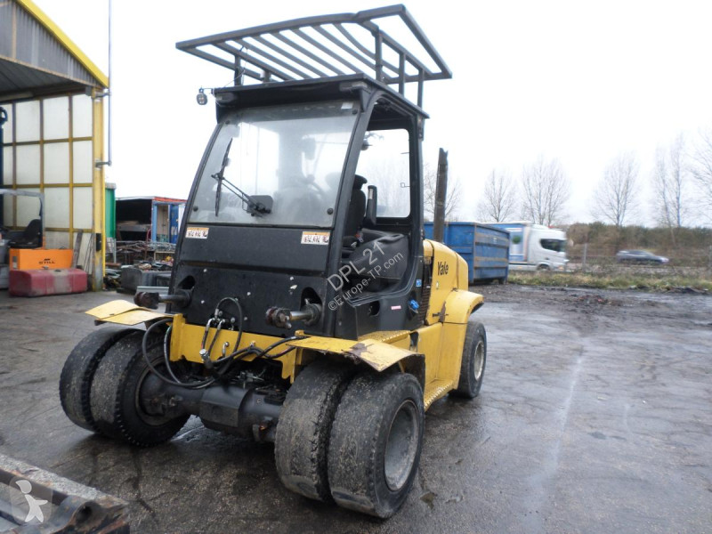 Chariot télescopique Yale  GDP80VX
