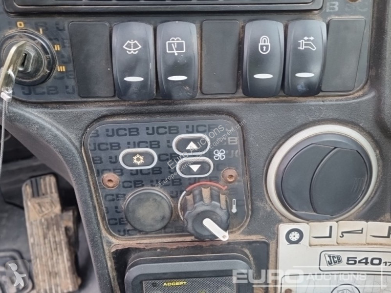 Teleskopický vozík JCB 540-170