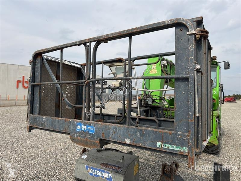 Телескопічний навантажувач Merlo 45.21 Telehandler
