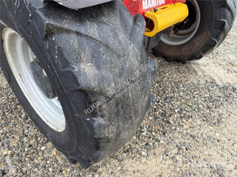 伸缩臂叉车 Manitou MVT729 Telehandler