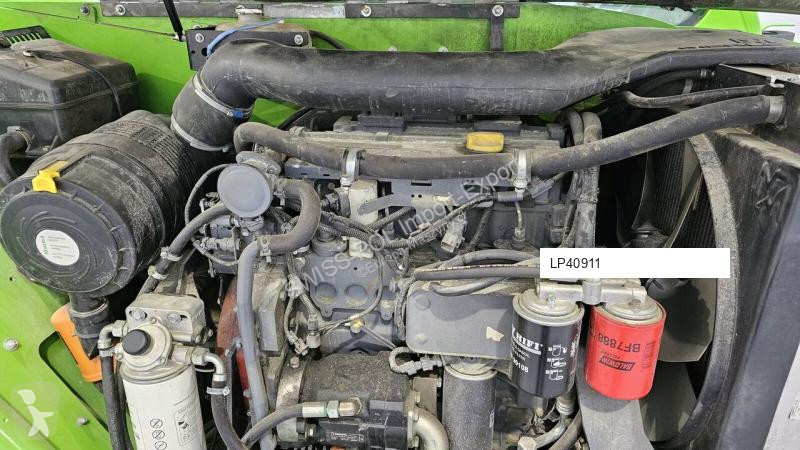 Încărcător telescopic Merlo P 34.7 TOP