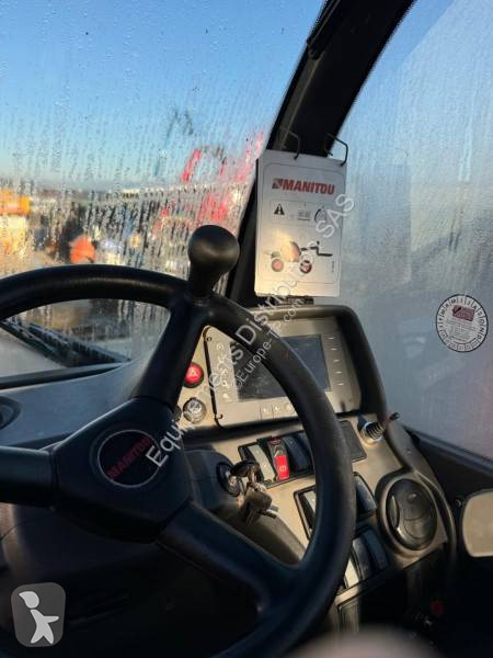 Încărcător telescopic Manitou