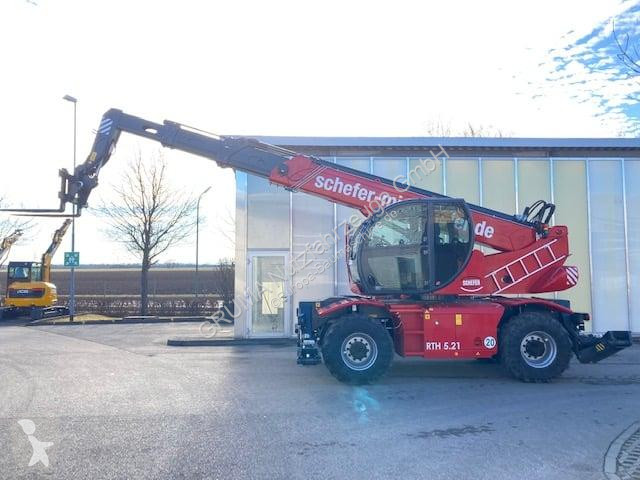 Încărcător telescopic Magni 5.21