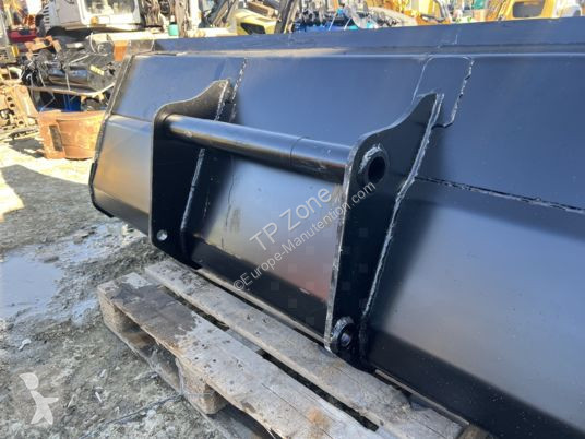 Aanbouwstukken voor bouwmachines Manitou godet...