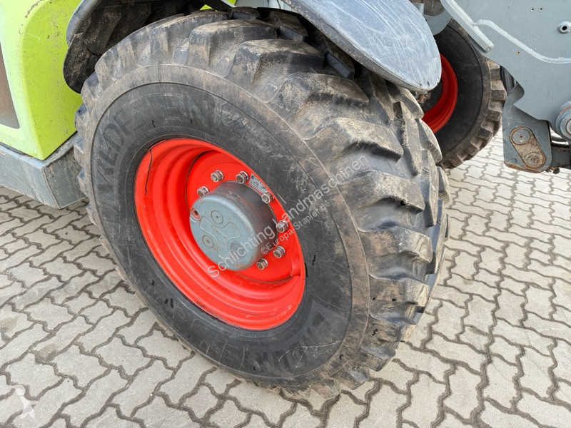 Încărcător telescopic Claas 7055