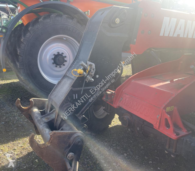 رافعة شوكية تلسكوبية Manitou  MLT 741 PS