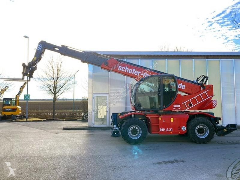 Încărcător telescopic Magni 5.21