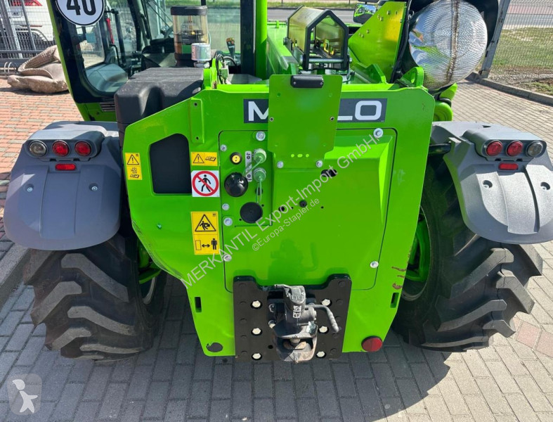 Încărcător telescopic Merlo  TF 33.7
