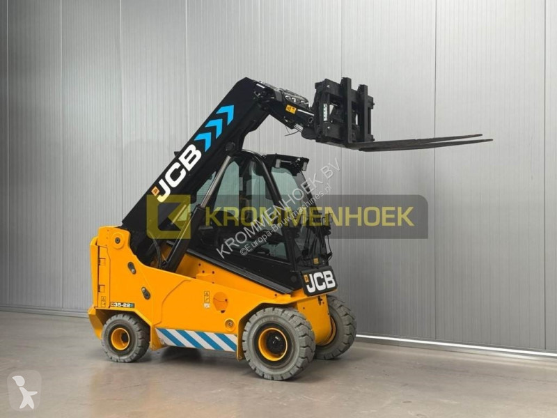 Sollevatori telescopici JCB 35-22E Demo