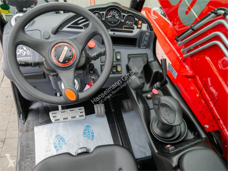 رافعة شوكية تلسكوبية Manitou MT 933 easy