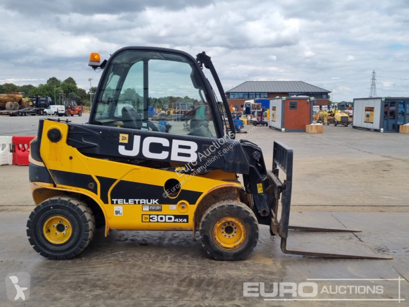 Chariot télescopique JCB