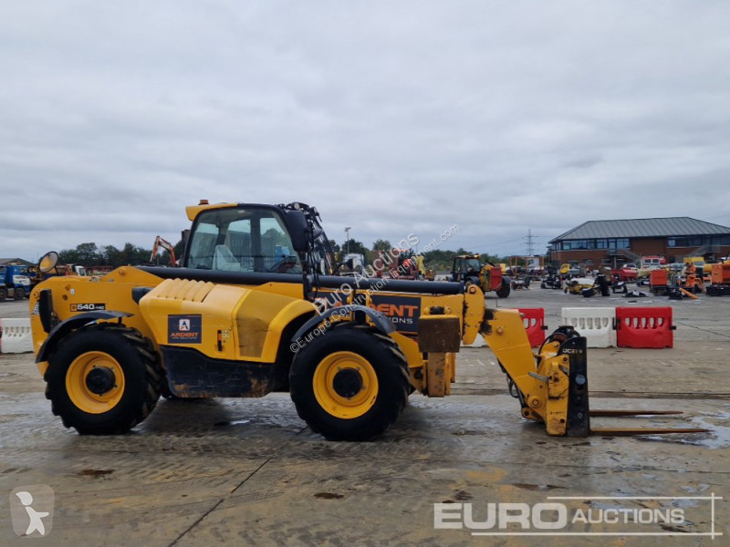 رافعة شوكية تلسكوبية JCB 540-140 Hi Viz