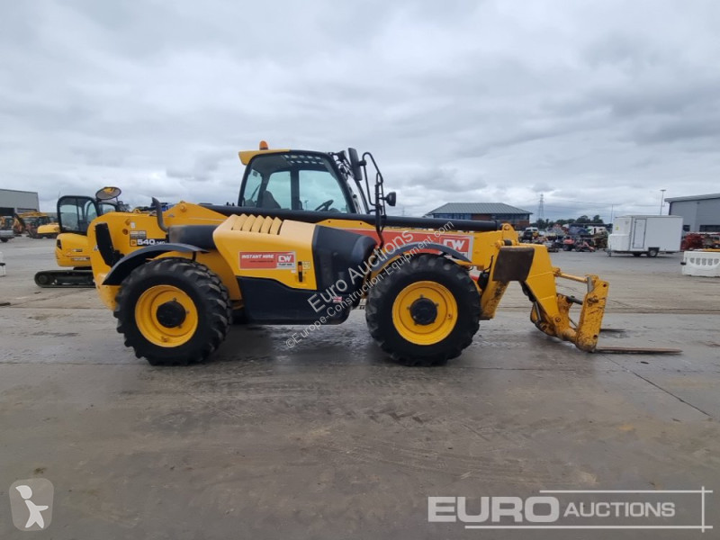 رافعة شوكية تلسكوبية JCB 540-140 Hi Viz