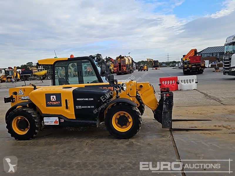 رافعة شوكية تلسكوبية JCB 525-60 Hi Viz