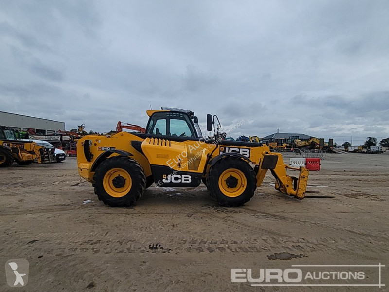 Teleskopický vozík JCB 540-140 Hi Viz