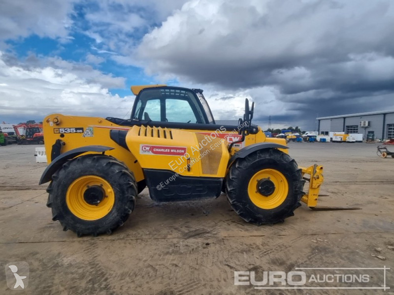 Teleskopický vozík JCB 535-95