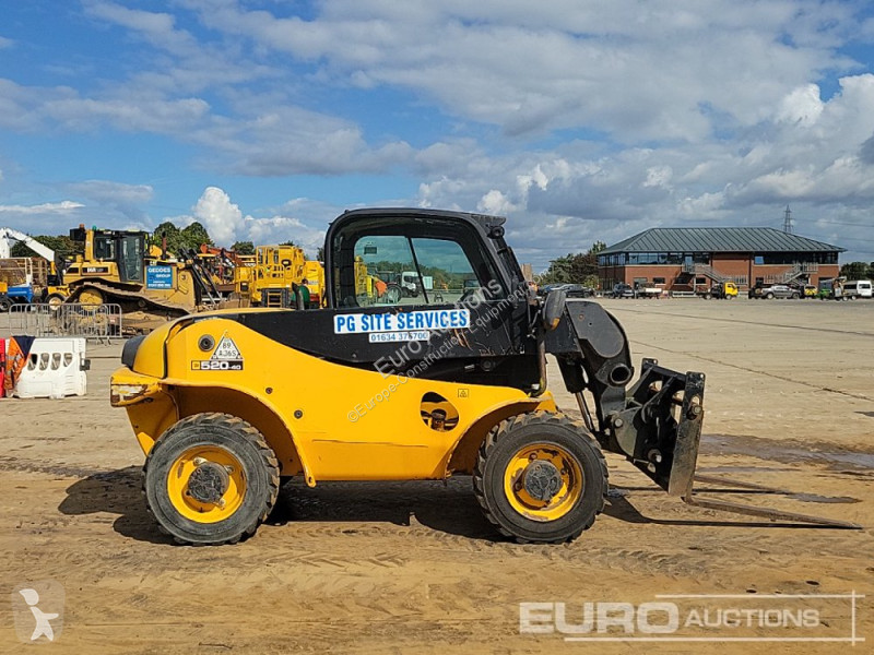 Sollevatori telescopici JCB 520-40