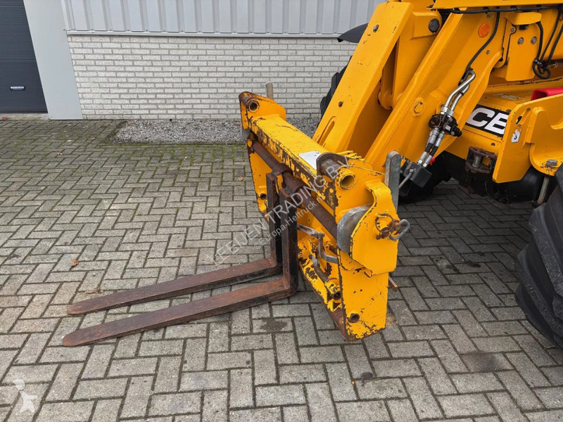 رافعة شوكية تلسكوبية JCB Agripro Telehandler,...