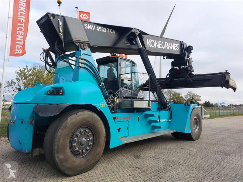 Телескопичен товарач Konecranes SMV 4532 TC5
